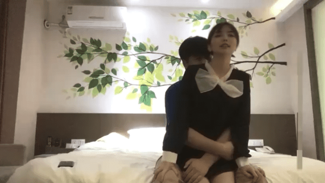 Một cô bé dễ thương với phong cách preppy - brjggepk.co.uk